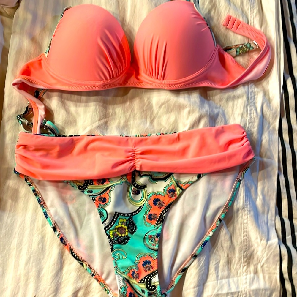 Celebrity pink bikini